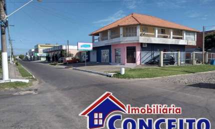 PC1002 - Prédio comercial em excelente localização no Centro de Imbé