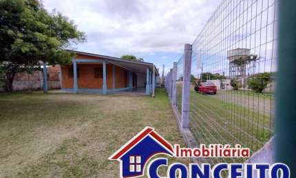 C539 - Excelente residência em ótima localização no Balneário Albatroz