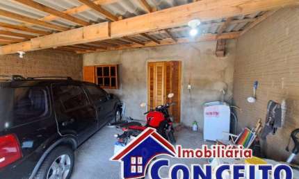 C583 - Residência de madeira em ótima região no balneário Nordeste