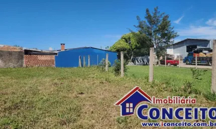 T101 - Excelente terreno medindo 150m² a 450 m do mar em ótima localização