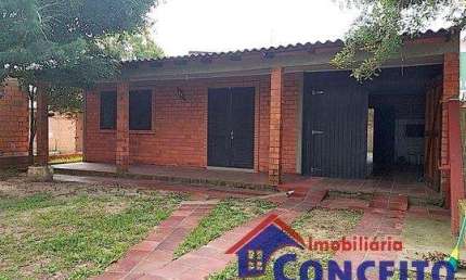 C342 - Excelente residência de tijolo à vista em região de moradores