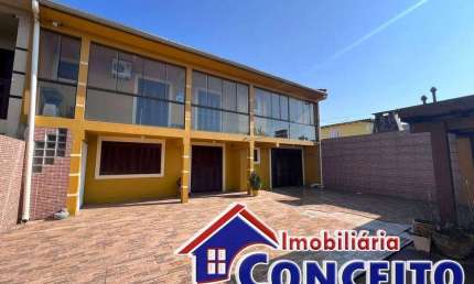 C419 - Excelente residência a 150 metros do mar em Marisul
