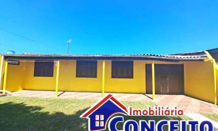 C73 - Ótima residência localizada no balneário Ipiranga