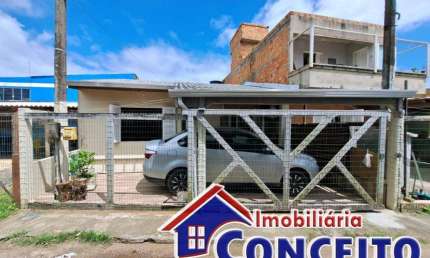 C95 - Ótima residência próxima a comércios em geral localizada em Imbé