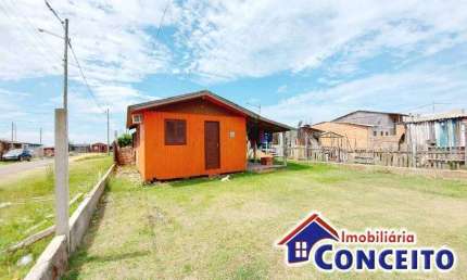 C290 -  Linda residência de esquina em região de moradores