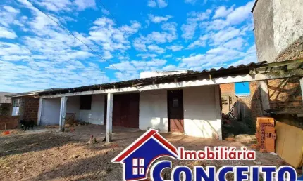 C399 - residência localizada em região de moradores em imbé