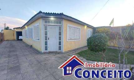 C368 - Excelente residência localizada no balneário Mariluz