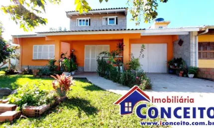 C113 - Linda residência com 3 dormitórios localizada em Santa Terezinha