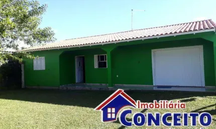 C369 - Ótima residência localizada no balneário Presidente