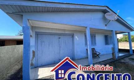 C179 - Residência localizada próxima ao mar no balneário Imara