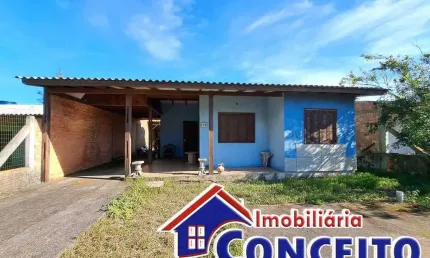 C451 - ótima residência localizada a 220 metros do mar