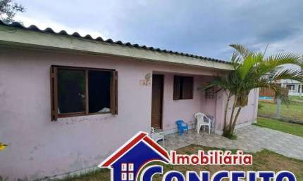 C392 - Bela residência com 3 dormitórios localizada no balneário Nordeste