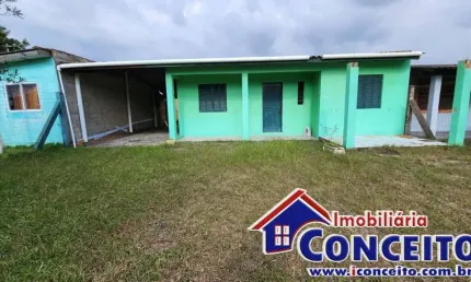 C497 - Residência localizada em região tranquila no balneário Mariluz