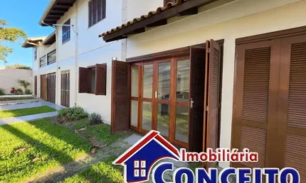 DT1002 - Ótimo duplex em localização privilegiada no Centro de Imbé