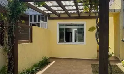 G1000 - Lindo geminado em excelente localização no Centro de Imbé