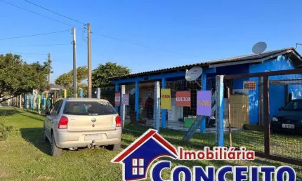 C708 - Residências em ótima localização no balneário Mariluz