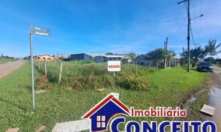 T1022 - Excelente lote de esquina localizado no Centro de Imbé