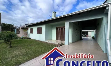 C1075 - Excelente residência em ótima localização no Centro de Imbé