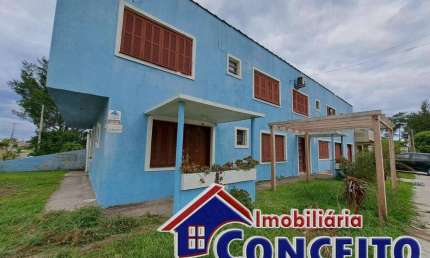 AP04 - Ótimo apartamento composto de 03 dormitórios a 400m do mar