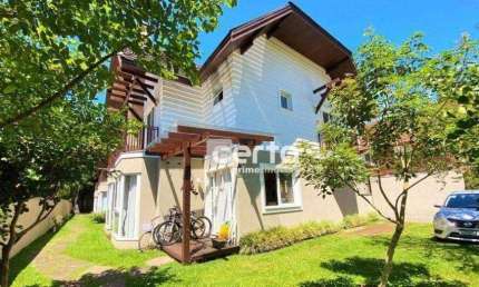 Casa com 4 dormitórios à venda, 113 m² por R$ 1.200.000,00 - Vila Luiza - Canela/RS