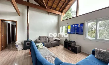 Casa com 3 dormitórios à venda, 110 m² -  Vale das Colinas - Gramado/RS