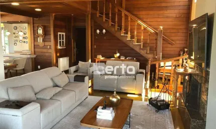 Casa com 4 dormitórios à venda, 250 m² - Mato Queimado - Gramado/RS