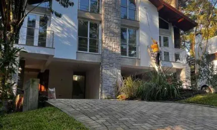 Casa com 3 dormitórios à venda, 222 m² - vila luiza - canela/rs