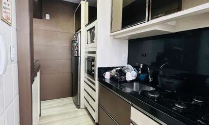 Lindo apartamento mobiliado de 3 dormitórios, bairro Comerciário-Criciúma