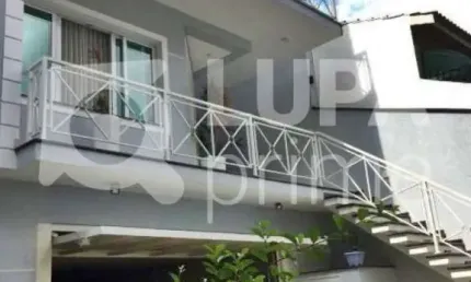 SOBRADO COM 4 QUARTOS/SUÍTES, PISCINA, 8 VAGAS, PARA VENDA, TREMEMBÉ, SÃO PAULO