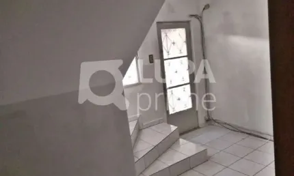 CASA TÉRREA COM 4 QUARTOS PARA VENDA, JARDIM PREDISENTE DUTRA, GUARULHOS