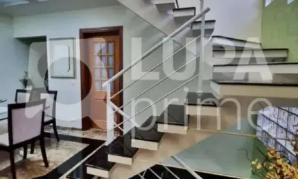 SOBRADO COM 3 QUARTOS E 6 VAGAS PARA VENDA, VILA MARIA ALTA