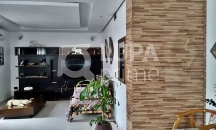 CASA COM 2 QUARTOS E 2 VAGAS DE GARAGEM PARA LOCAÇÃO NA VILA MEDEIROS