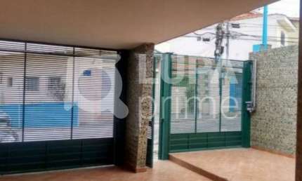 Casa Térrea com 3 dormitórios sendo 1 suíte á venda na Parada Inglesa