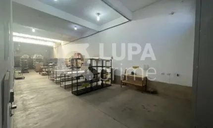Barracão / Galpão / Depósito com 4 salas para alugar na Rua Alvarenga Peixoto, 298, Vila Anastácio, São Paulo