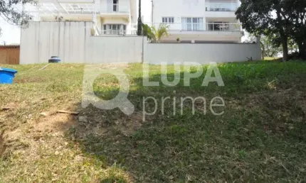 Terreno - Condomínio Fechado - Horto Florestal - Alto Padrão - 246 m2