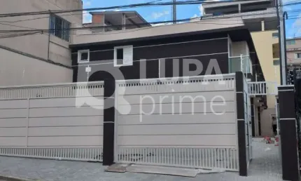 Casa com 2 dormitórios em condomínio fechado - bairro do limão