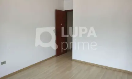 Apartamento com 3 dormitórios á venda na vila pauliceia