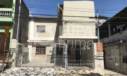 Casa Térrea com 6 dormitórios á venda no Sítio do Piqueri.