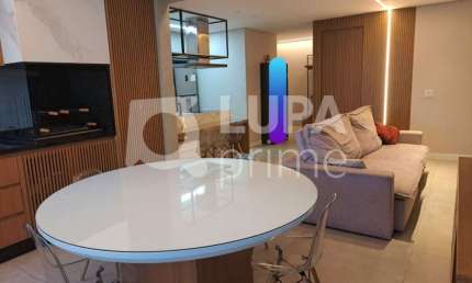 Apartamento com 3 suítes à venda em Santa Teresinha