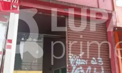 Ponto comercial com 1 sala à venda na Rua Voluntários da Pátria, 4654, Santana, São Paulo