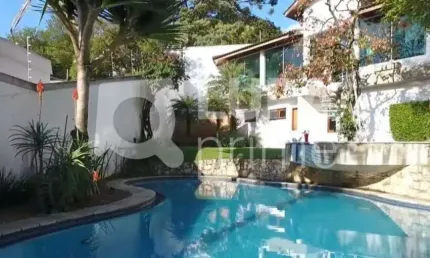 Sobrado com 4 suítes mobiliadas á venda no jardim floresta
