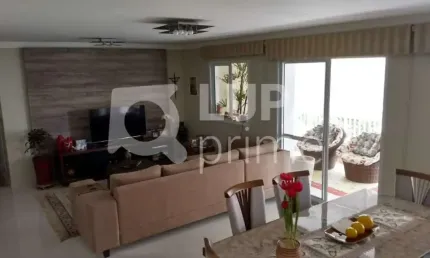 Apartamento com 3 dormitórios e 3 banheiros à venda em santana