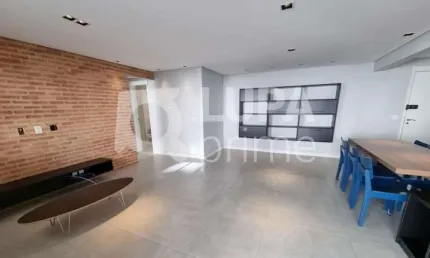 Apartamento com 2 dormitórios sendo 1 suíte á venda na Mooca