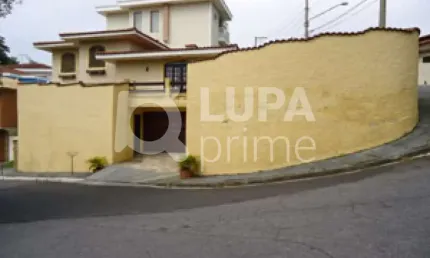 Casa em condomínio com 3 dormitórios à venda no Jardim Leonor Mendes de Barros!