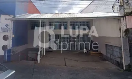 Prédio comercial com 373 metrios para locação na parada inglesa!