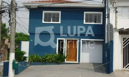 Prédio comercial com 300 metros á venda na água fria.