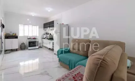 Sobrado com 3 quartos e 3 vags de garagem a venda na vila medeiros