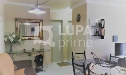 Apartamento com 2 dormitórios à venda na santa teresinha