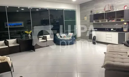 Belíssima Casa em Residencial a venda na Zona Norte