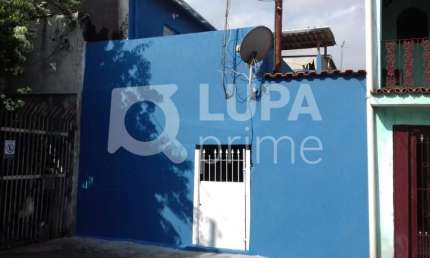 IMÓVEL PARA RENDA COM 3 CASAS PARA RENDA- PARQUE EDU CHAVES